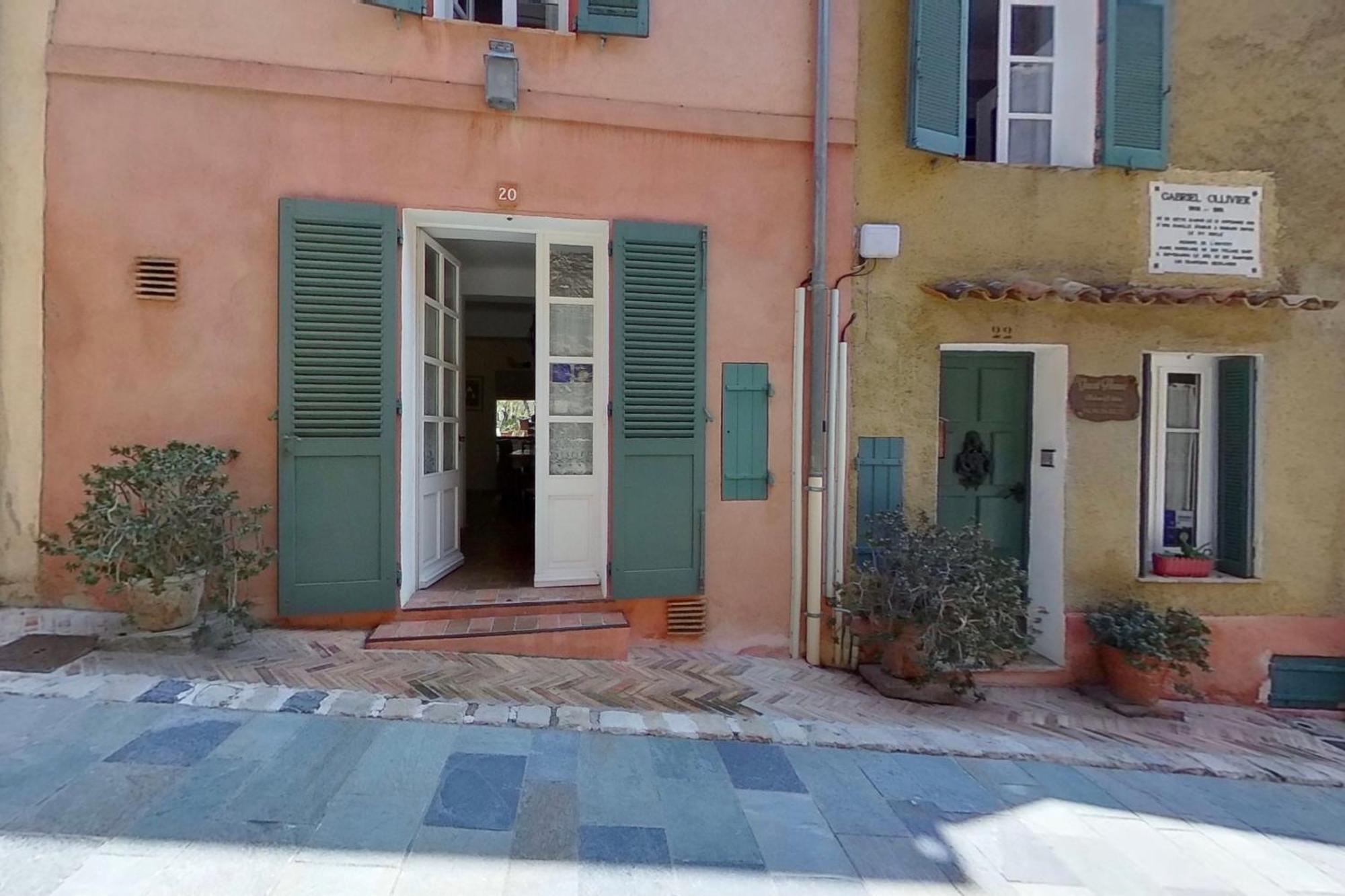 La Maison Du Prince Grimaud Bagian luar foto
